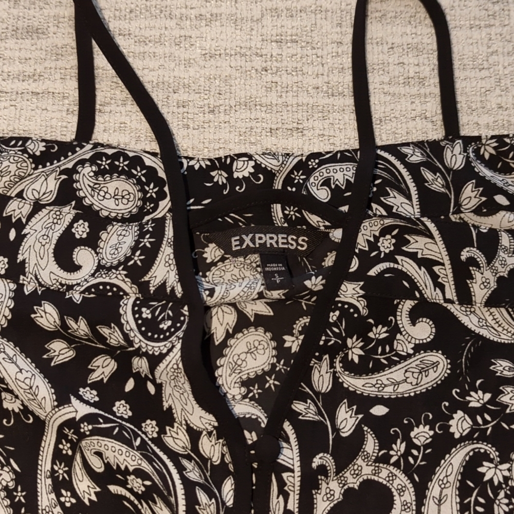 Express Boho Top - Picture 3 of 3